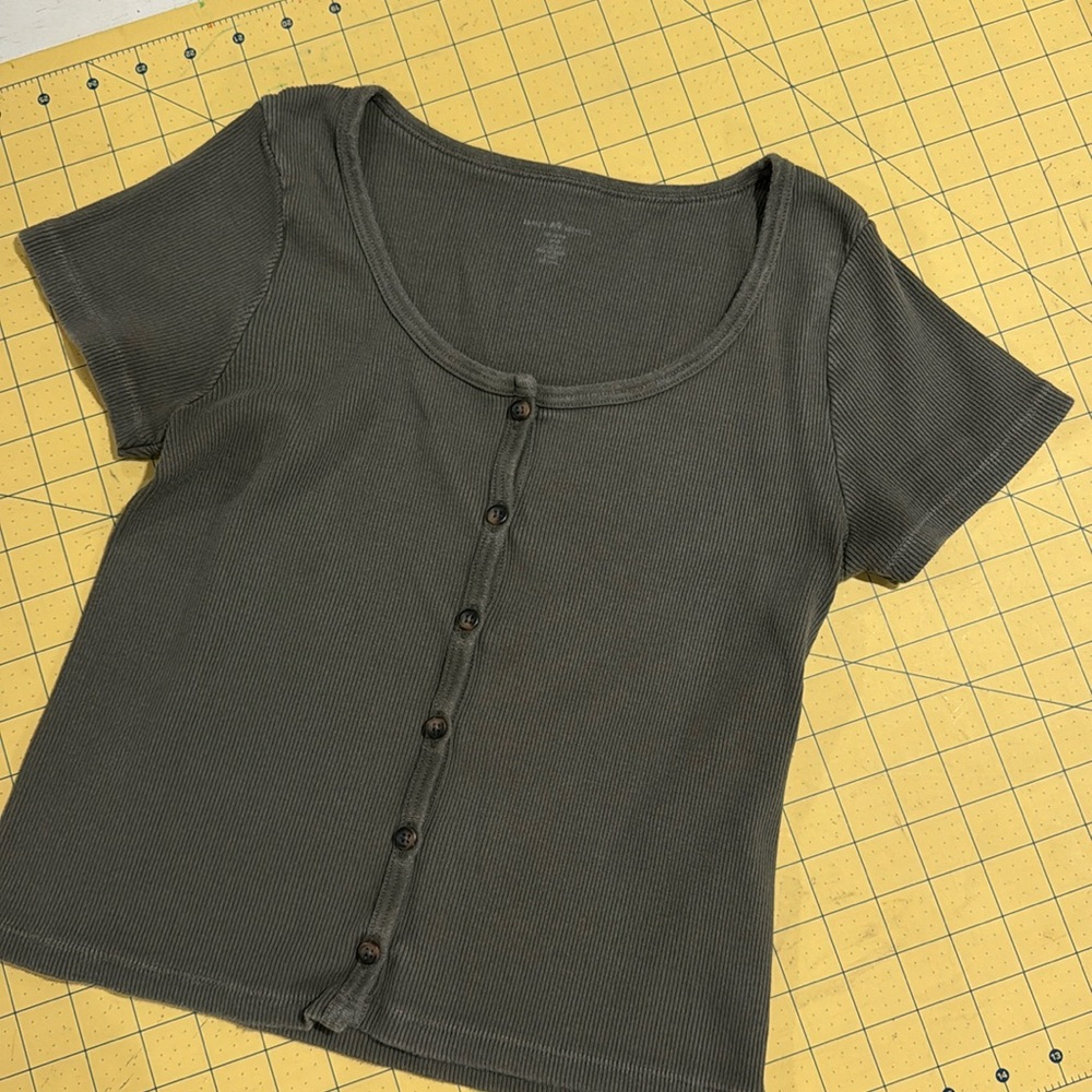 Brandy Melville, blouse, Olive green.